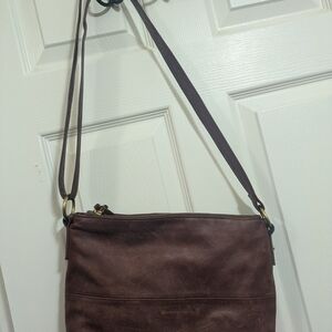 Elegant Brown Leather Shoulder Bag